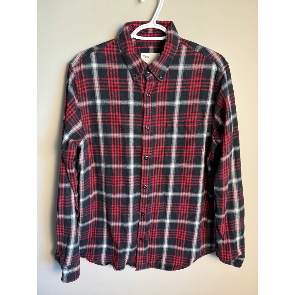 Tilley Mens Red Plaid Flannel Button Down Shirt Medium Outdoor Casual Rugged